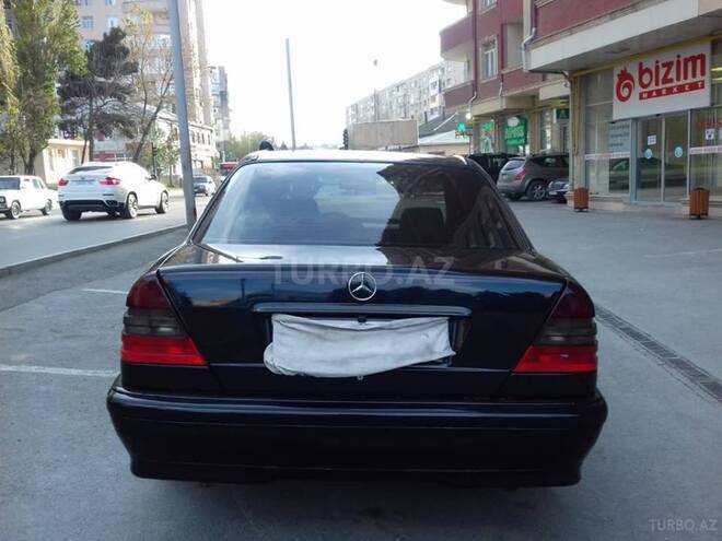 Mercedes C 180 2000, 345,000 km - 1.8 l - Bakı