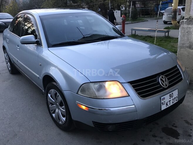 Volkswagen Passat 2001, 210,000 km - 2.8 л - Bakı