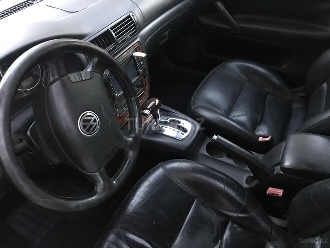 Volkswagen Passat 2001, 210,000 km - 2.8 л - Bakı