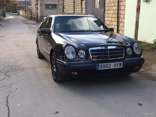 Mercedes E 230 1997, 265,606 km - 2.3 l - Bakı