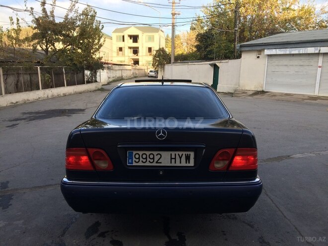 Mercedes E 230 1997, 265,606 km - 2.3 l - Bakı