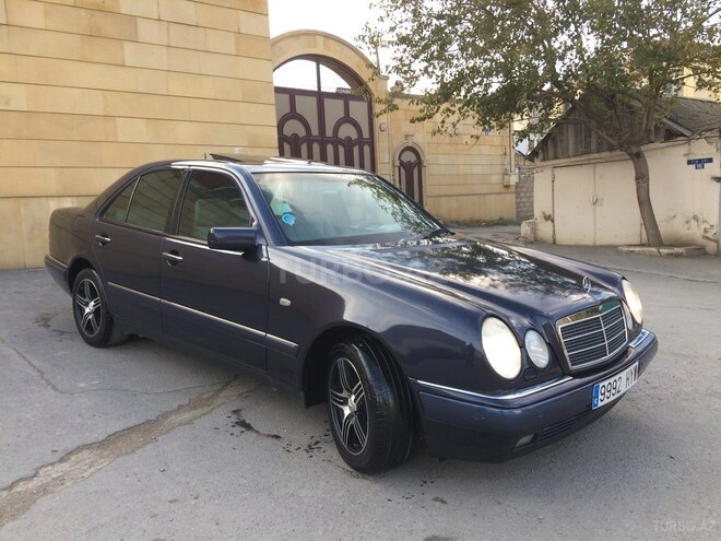Mercedes E 230 1997, 265,606 km - 2.3 l - Bakı