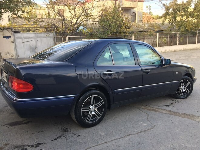 Mercedes E 230 1997, 265,606 km - 2.3 l - Bakı