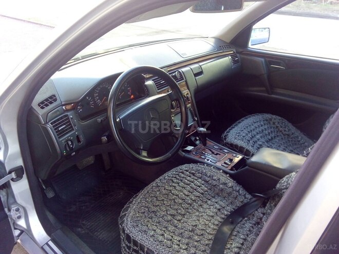 Mercedes E 300 1998, 300,000 km - 3.0 l - Şirvan