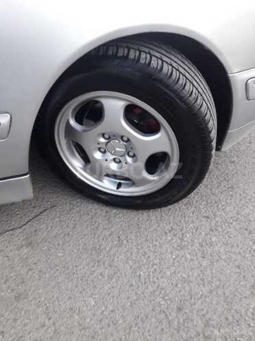 Mercedes E 320 2001, 459,000 km - 3.2 l - Bakı