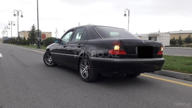 Mercedes C 280 1999, 193,000 km - 2.8 l - Bakı