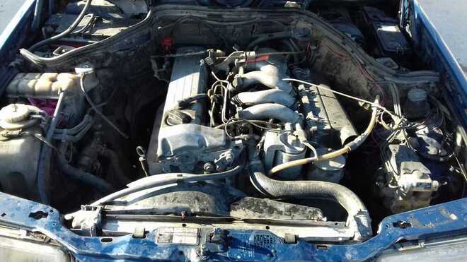 Mercedes E 250 1990, 452,689 km - 2.5 l - Bakı