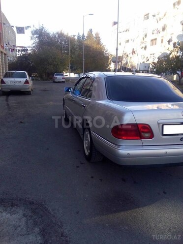 Mercedes E 300 1998, 300,000 km - 3.0 l - Şirvan