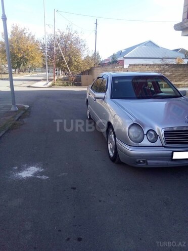 Mercedes E 300 1998, 300,000 km - 3.0 l - Şirvan