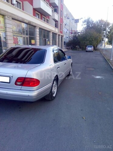 Mercedes E 300 1998, 300,000 km - 3.0 l - Şirvan
