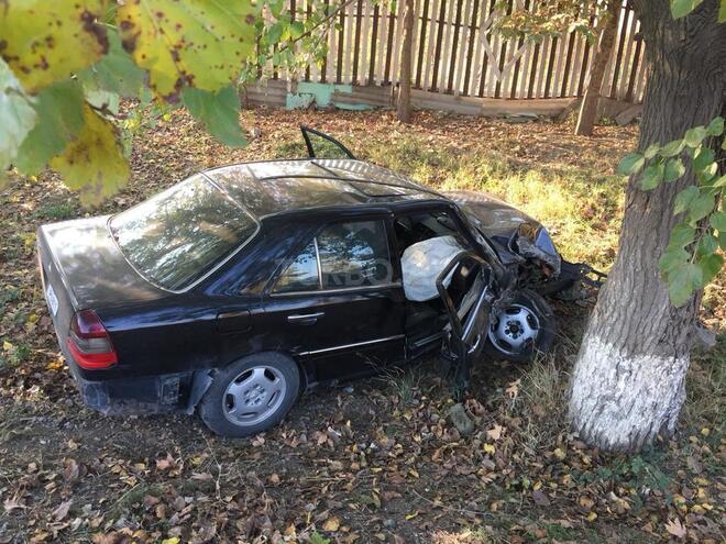 Mercedes C 280 1998, 111 km - 0.3 l - Qazax