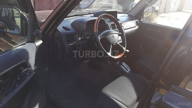 Mitsubishi Pajero io 2001, 310,000 km - 1.8 l - Sumqayıt