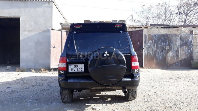 Mitsubishi Pajero io 2001, 310,000 km - 1.8 l - Sumqayıt