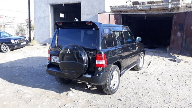 Mitsubishi Pajero io 2001, 310,000 km - 1.8 l - Sumqayıt
