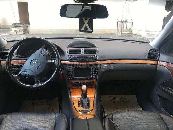 Mercedes E 320 2002, 245,000 km - 3.2 l - Bakı