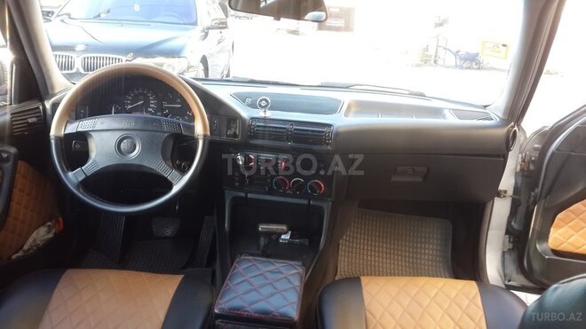 BMW 525 1993, 310,586 km - 2.5 л - Bakı