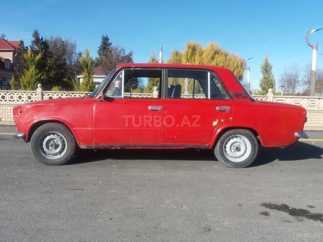 LADA (VAZ) 2101 1976, 350,000 km - 1.6 l - Quba
