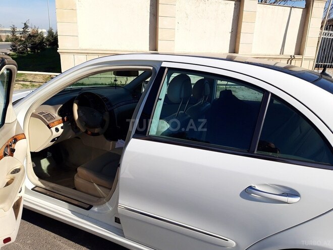 Mercedes E 240 2004, 216,000 km - 2.6 l - Bakı