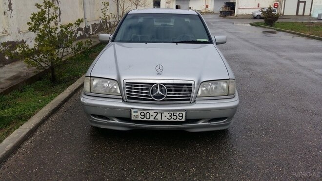 Mercedes C 240 1997, 270,000 km - 2.4 l - Bakı