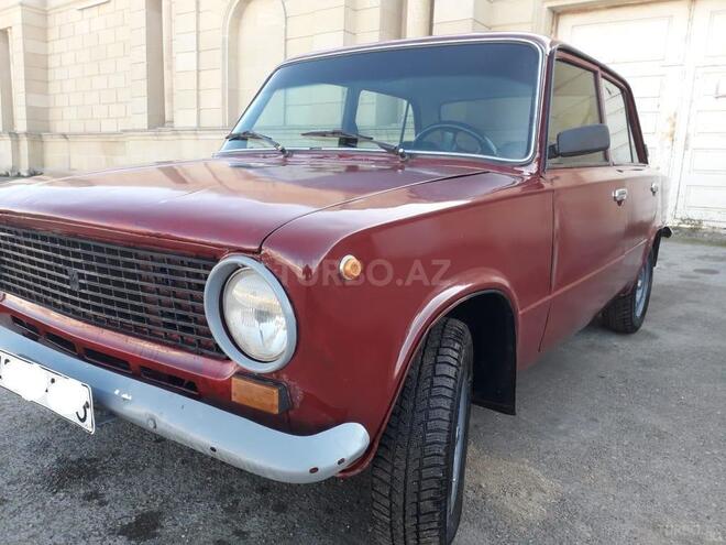 LADA (VAZ) 21011 1975, 698,700 km - 1.6 l - Bakı