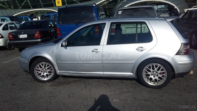 Volkswagen Golf 2002, 30,000 km - 1.8 l - Bakı