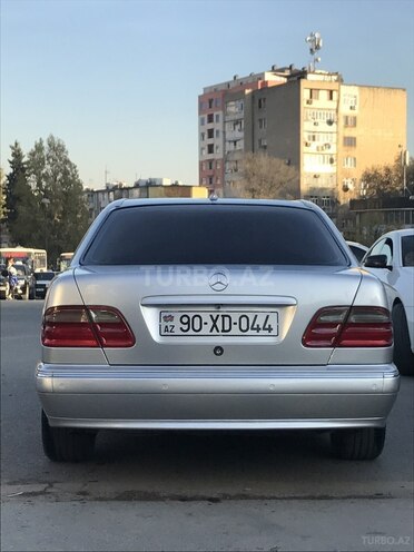 Mercedes E 270 2001, 450,355 km - 2.7 l - Bakı