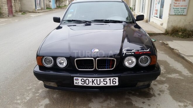 BMW 520 1995, 290,000 km - 0.2 l - Bakı
