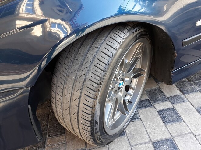 BMW 525 1999, 135,213 km - 2.5 l - Bakı