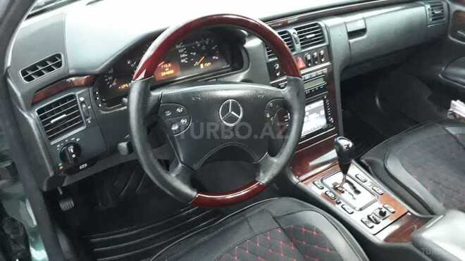 Mercedes E 220 2001, 187,864 km - 2.2 l - Bakı