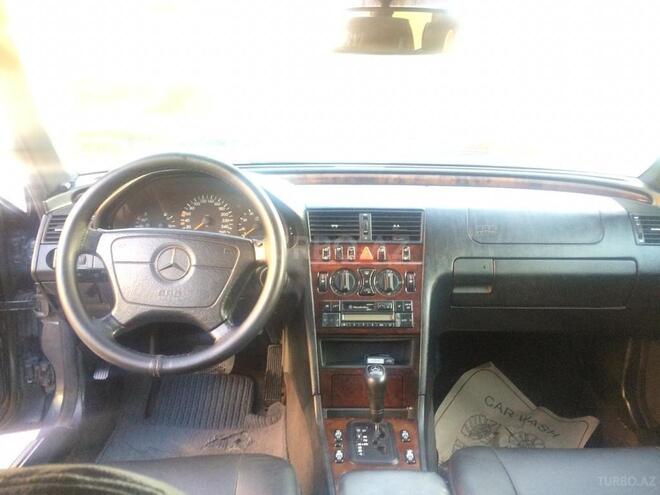 Mercedes C 240 1997, 220,000 km - 2.4 l - Bakı