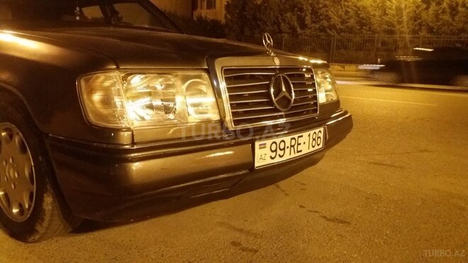 Mercedes E 230 1990, 365,823 km - 2.3 l - Bakı