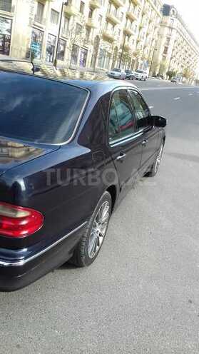 Mercedes E 240 2000, 285,000 km - 2.4 l - Bakı