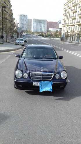 Mercedes E 240 2000, 285,000 km - 2.4 l - Bakı