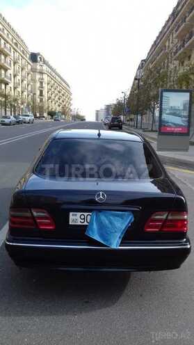 Mercedes E 240 2000, 285,000 km - 2.4 l - Bakı