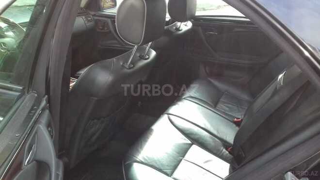 Mercedes E 240 2000, 285,000 km - 2.4 l - Bakı