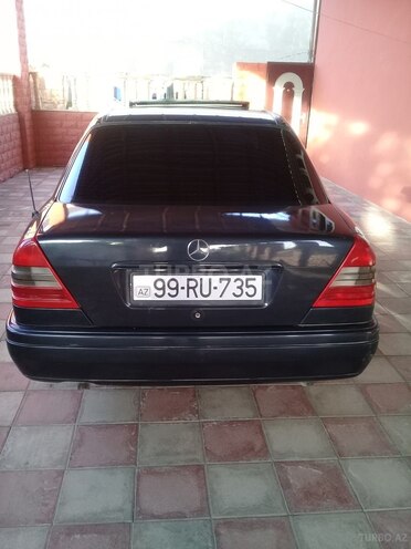 Mercedes C 180 1996, 389,000 km - 1.8 l - Salyan