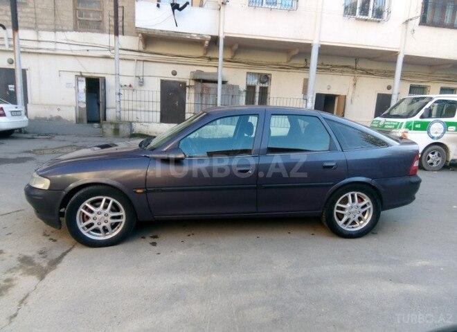 Opel Vectra 1996, 303,000 km - 2.0 l - Bakı