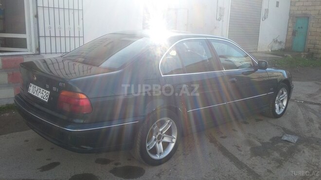 BMW 528 1996, 28,000 km - 2.8 л - Şirvan