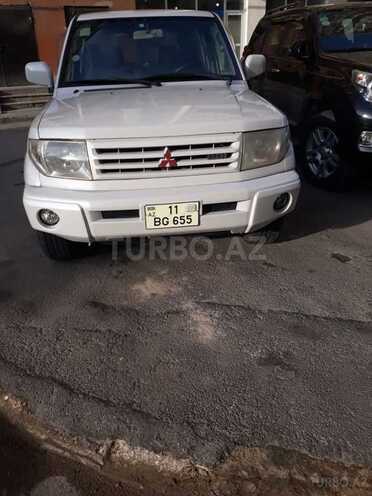Mitsubishi Pajero io 1999, 230,000 km - 1.8 l - Bakı