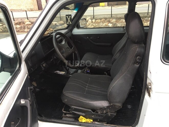 LADA (VAZ) Niva 2004, 765,456 km - 1.7 l - Qusar