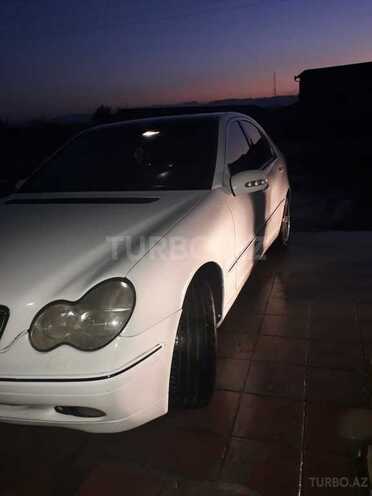 Mercedes C 320 2000, 175,877 km - 3.2 л - Bakı