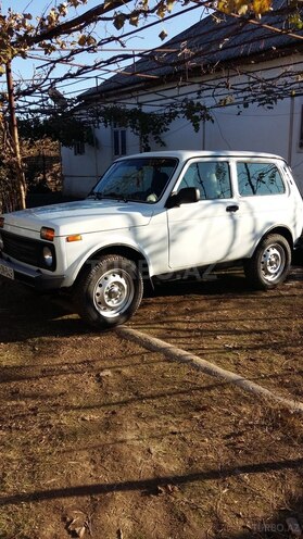 LADA (VAZ) Niva 2013, 145,900 km - 1.7 л - Salyan