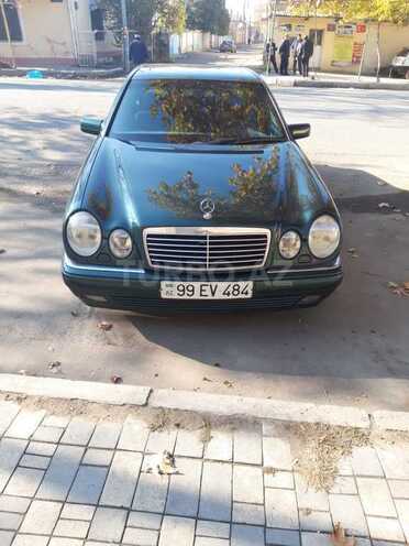 Mercedes E 240 1998, 329,000 km - 2.4 l - Gəncə