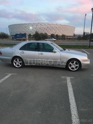 Mercedes E 240 1999, 281,380 km - 2.4 l - Bakı