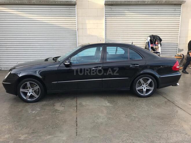Mercedes E 240 2002, 215,852 km - 2.6 л - Bakı