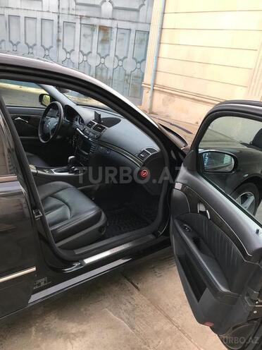 Mercedes E 240 2002, 215,852 km - 2.6 л - Bakı