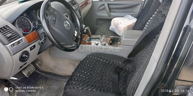 Volkswagen Touareg 2004, 125,000 km - 4.2 l - Şamaxı