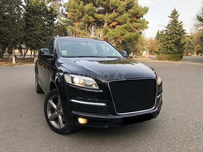 Audi Q7 2007, 180,000 km - 4.2 l - Bakı