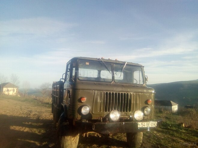 GAZ 66 1983, 112,000 km - 4.4 л - Yardımlı