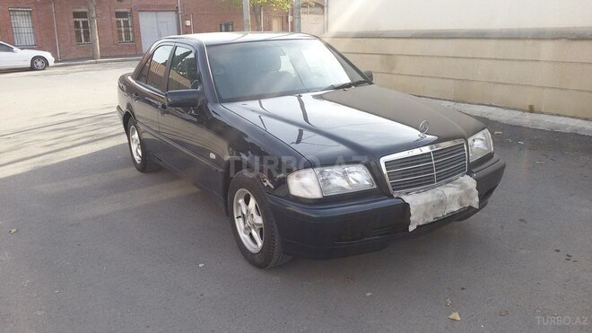 Mercedes C 180 1997, 240,000 km - 1.8 l - Gəncə